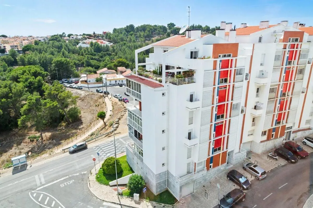 Lovely 2 Bedroom Apartment With Terrace In Cascais Lisboa البرتغال