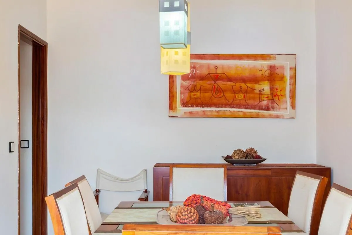 Lovely 2 Bedroom Apartment With Terrace In Cascais Lisboa